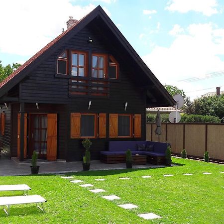 Velence Korzo Pihenohaz Villa Kapolnasnyek ภายนอก รูปภาพ