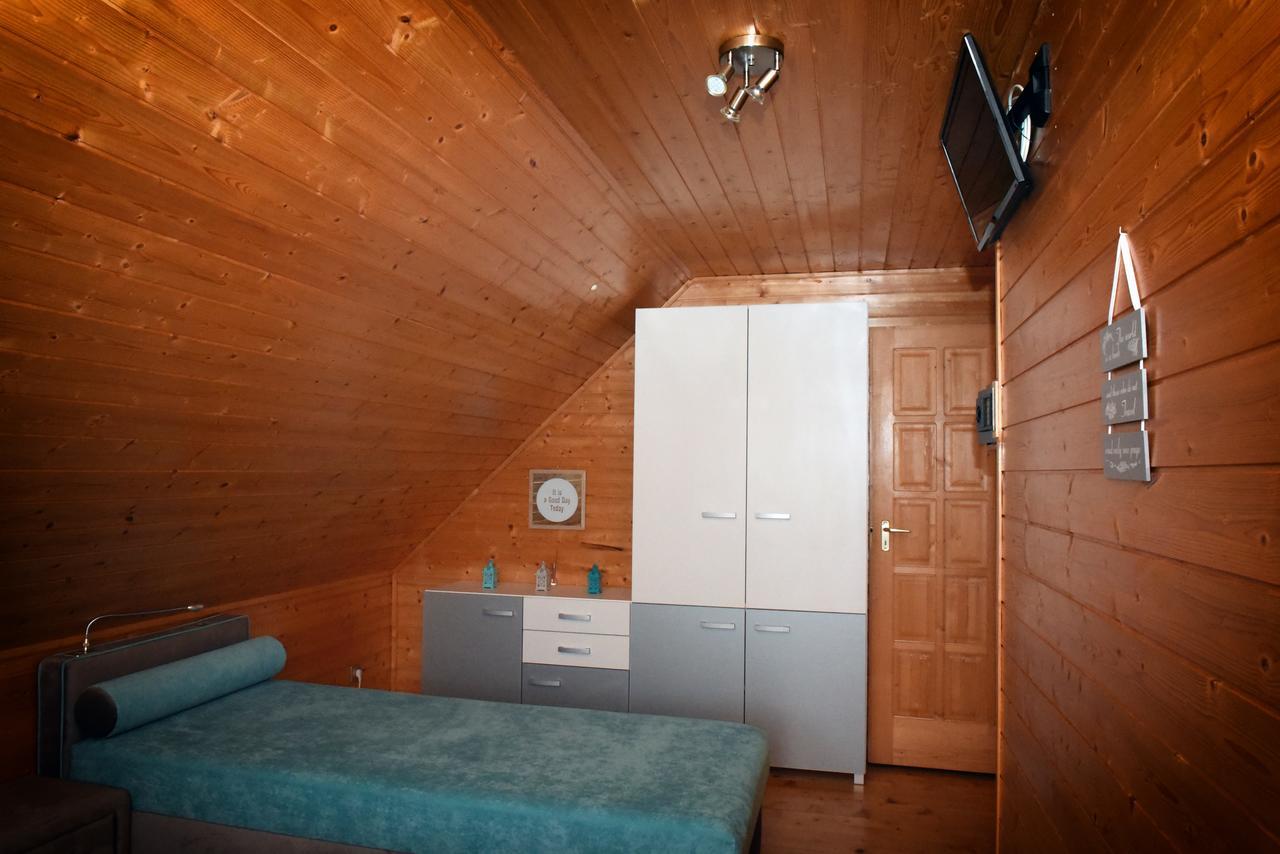 Velence Korzo Pihenohaz Villa Kapolnasnyek ภายนอก รูปภาพ