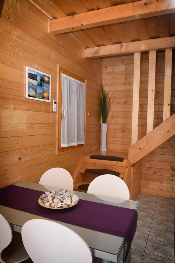 Velence Korzo Pihenohaz Villa Kapolnasnyek ภายนอก รูปภาพ